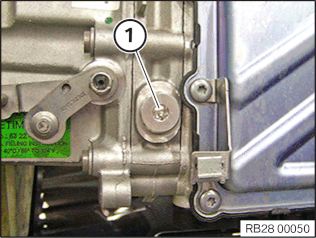 00 11 277 Checking/topping up oil level in twin-clutch gearbox (DKG