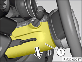 32 31 020 Removing and installing/replacing lower section of steering