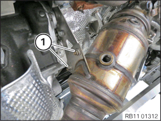 11 00 597 Remove and install engine with transmission from rear axle ...