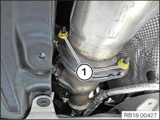 Replacing gaiter or centrifugal disc at transfer box