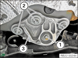 Replacing gaiter or centrifugal disc at transfer box