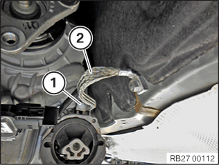 Replacing gaiter or centrifugal disc at transfer box