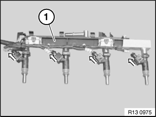 13 53 240 Replacing complete fuel injection pipe (N45, N45T, N46, N46T)