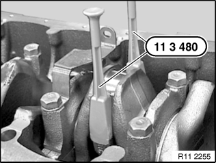 11 25 530 Removing and installing/replacing all pistons (S54 with M11x1 ...