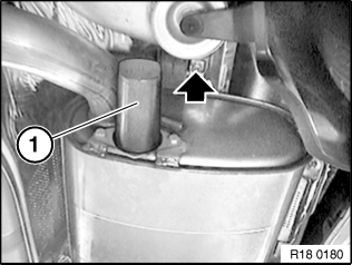 18 00 020 Removing and installing complete exhaust system (M54)