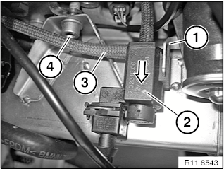 11 71 100 Removing and installing/replacing exhaust-gas recirculation