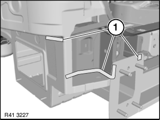 41 34 060 Replacing outer and inner tail panel sections
